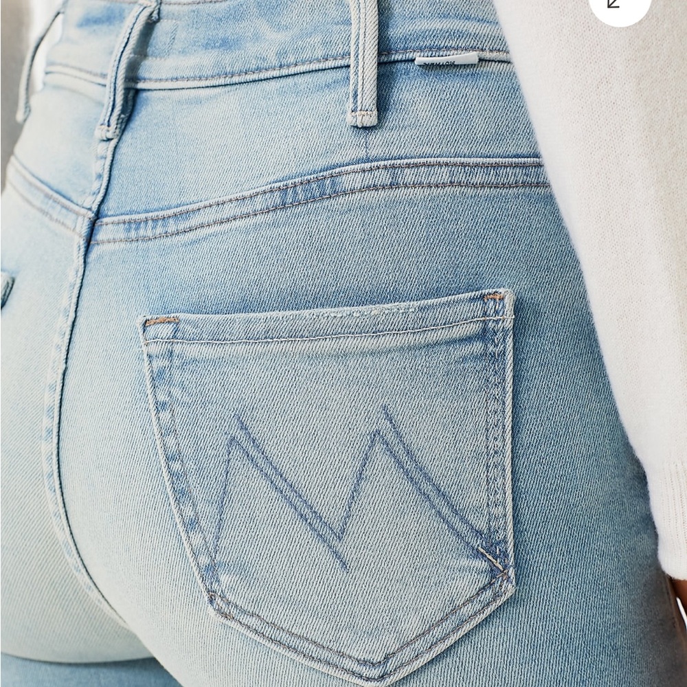 “Mother” “ The Hustler Ankle Fray” jeans   Sz “24” wash is wash is “Au Revoir”